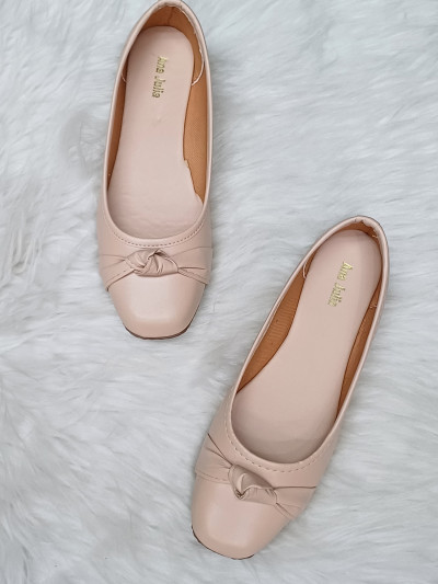 Sapatilha Nude com Laço Elegante