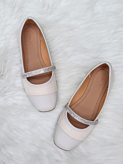 Sapatilha Feminina Branca Pura com Detalhe Strass